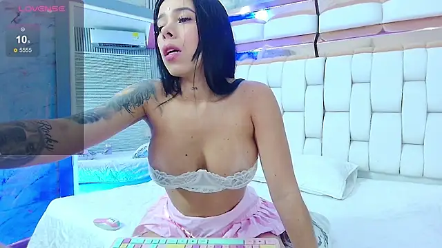 sexysistter online show from 01/13/25, 12:13