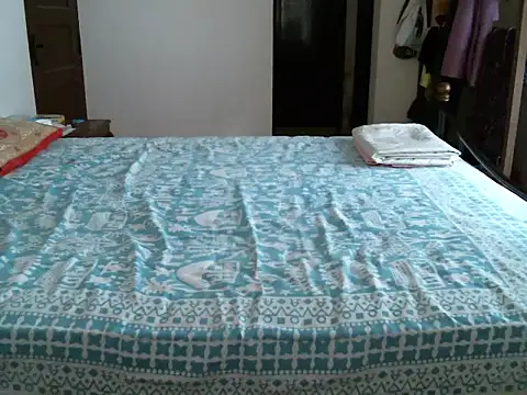 Slim India online show from 07/14/26, 02:05