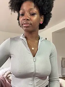 mochamimi online show from 10/11/25, 05:22