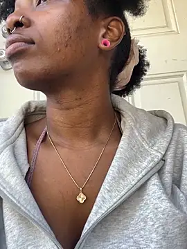 mochamimi online show from 10/18/25, 03:57