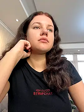 Snapshot of likaxxx chatting on 12/05/24, 11:05 likaxxx online show from 12/05/24, 11:05