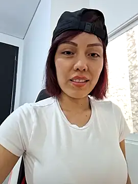 Snapshot of AiledSC chatting on 12/14/24, 07:25 AiledSC online show from 12/14/24, 07:25