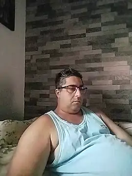 ADRIAN ADI40 online show from 05/19/26, 03:57