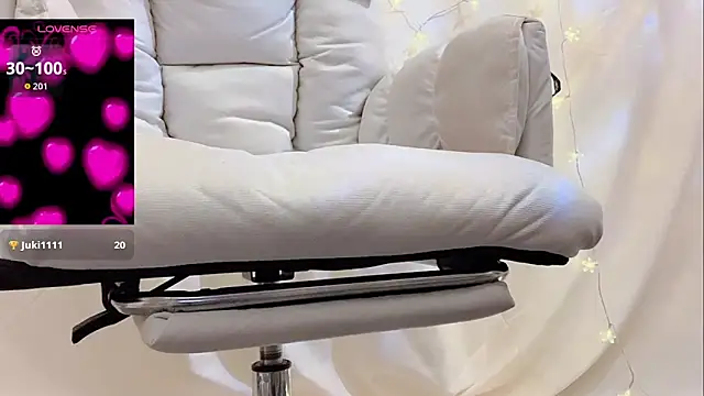 Tw Zoella online show from 03/03/26, 03:07