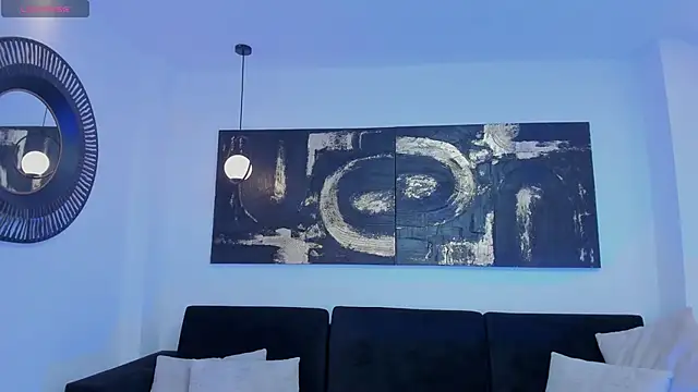 LindseyCox online show from 12/18/24, 08:03