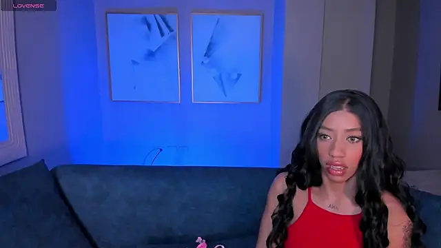 LindseyCox online show from 01/13/25, 01:34