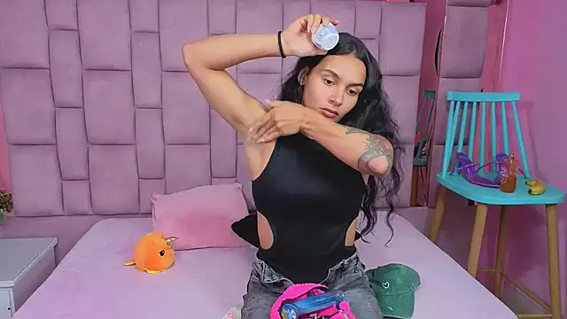 Snapshot of fisting_anal_69 chatting on 03/11/26, 01:17 fisting anal 69 online show from 03/11/26, 01:17