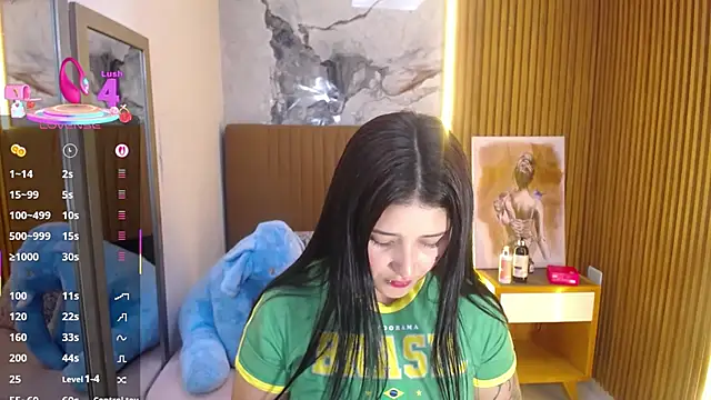 Snapshot of BIANCAROY1 chatting on 11/01/25, 06:43 BIANCAROY1 online show from 11/01/25, 06:43