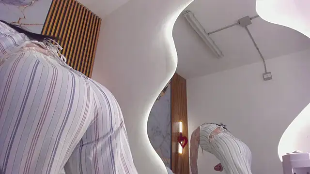 indi catalina online show from 03/27/26, 12:49