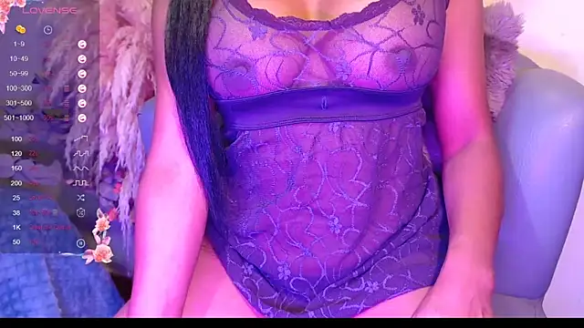 Snapshot of destinne_mill_ chatting on 04/24/26, 11:45 destinne mill online show from 04/24/26, 11:45