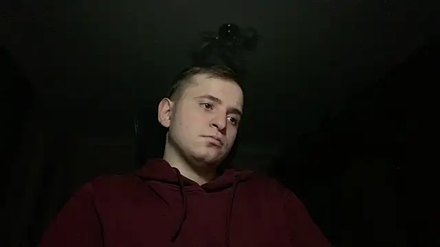 sweaticeboy online show from 12/06/24, 07:23