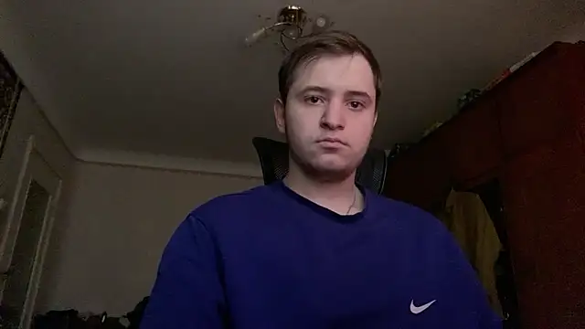 sweaticeboy online show from 02/11/25, 07:44