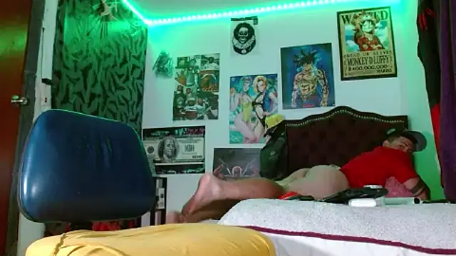 Snapshot of Danielsbigcum chatting on 12/26/24, 05:04 Danielsbigcum online show from 12/26/24, 05:04