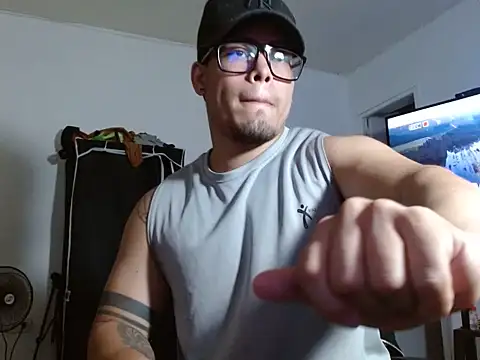 Snapshot of Danielsbigcum chatting on 07/28/26, 03:43 Danielsbigcum online show from 07/28/26, 03:43
