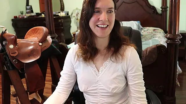 Snapshot of thornburyrose chatting on 03/16/25, 06:55 thornburyrose online show from 03/16/25, 06:55