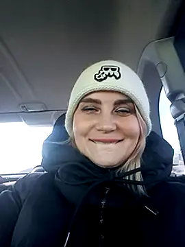 JennyOMay online show from 02/20/25, 03:56