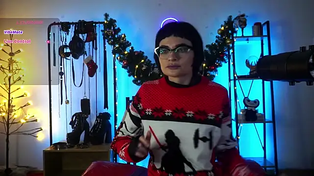 Snapshot of CyberXGoddess chatting on 12/16/25, 01:43 CyberXGoddess online show from 12/16/25, 01:43