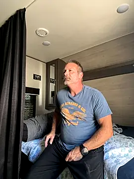 Snapshot of Bronco9602 chatting on 09/19/25, 05:02 Bronco9602 online show from 09/19/25, 05:02