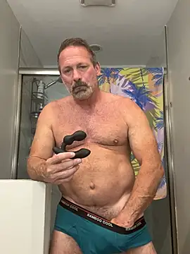 Snapshot of Bronco9602 chatting on 02/05/26, 02:54 Bronco9602 online show from 02/05/26, 02:54