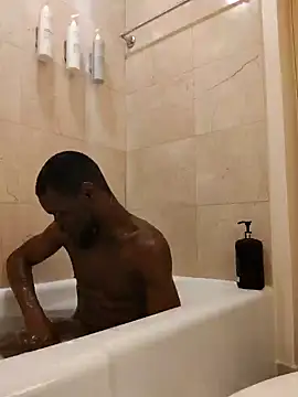 Maculine Stayr online show from 12/04/24, 05:27