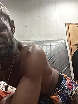 Snapshot of Maculine_Stayr chatting on 03/17/26, 10:51 Maculine Stayr online show from 03/17/26, 10:51