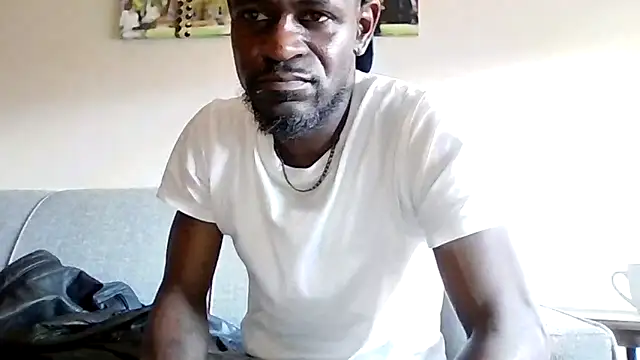 Snapshot of Maculine_Stayr chatting on 03/20/26, 02:00 Maculine Stayr online show from 03/20/26, 02:00