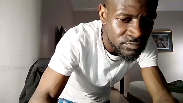 Snapshot of Maculine_Stayr chatting on 03/22/26, 10:24 Maculine Stayr online show from 03/22/26, 10:24