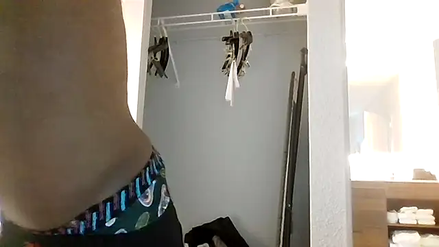 Snapshot of Maculine_Stayr chatting on 04/01/26, 09:23 Maculine Stayr online show from 04/01/26, 09:23