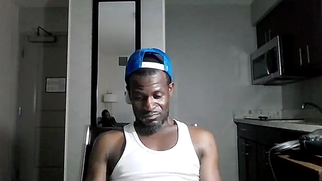 Snapshot of Maculine_Stayr chatting on 04/16/26, 06:47 Maculine Stayr online show from 04/16/26, 06:47