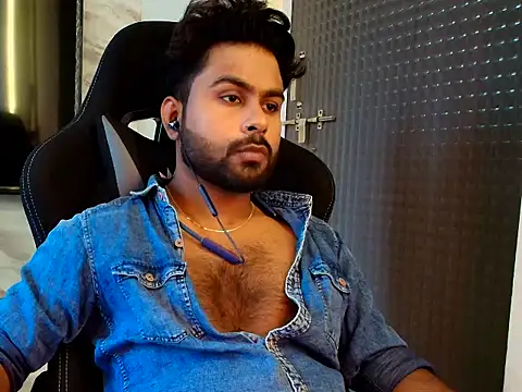 Snapshot of SHENOY3 chatting on 06/11/26, 10:46 SHENOY3 online show from 06/11/26, 10:46