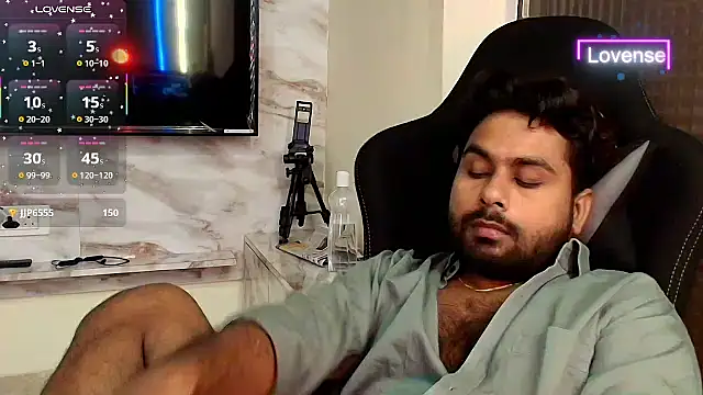 Snapshot of SHENOY3 chatting on 07/03/26, 08:15 SHENOY3 online show from 07/03/26, 08:15