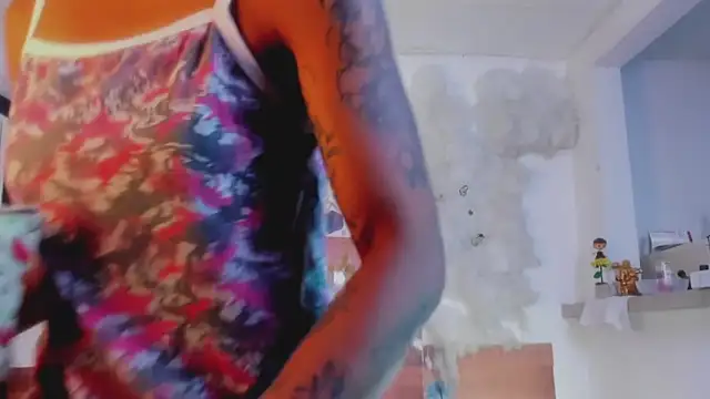 Snapshot of kelly_thomson chatting on 01/23/25, 02:33 kelly thomson online show from 01/23/25, 02:33