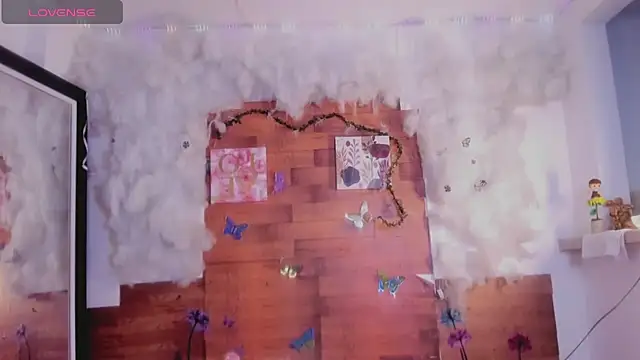 Snapshot of kelly_thomson chatting on 01/27/25, 10:06 kelly thomson online show from 01/27/25, 10:06