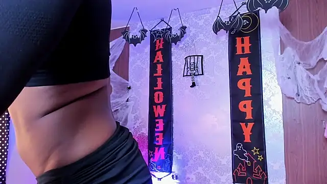 Snapshot of kelly_thomson chatting on 10/26/25, 10:15 kelly thomson online show from 10/26/25, 10:15