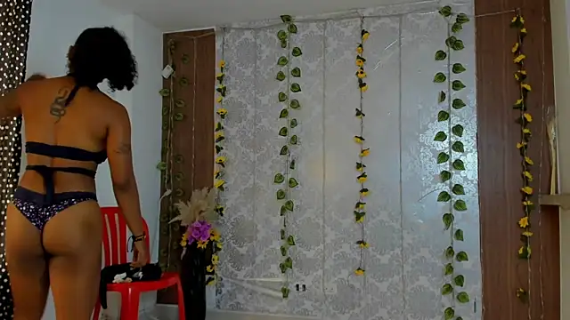 Snapshot of kelly_thomson chatting on 03/11/26, 02:34 kelly thomson online show from 03/11/26, 02:34