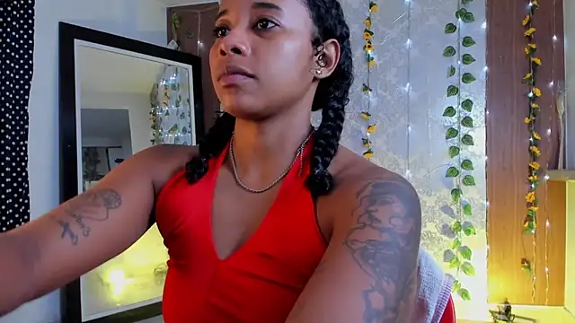 Snapshot of kelly_thomson chatting on 03/14/26, 11:32 kelly thomson online show from 03/14/26, 11:32