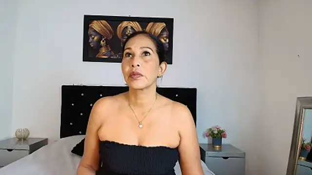 Shanon mature online show from 06/18/26, 06:45
