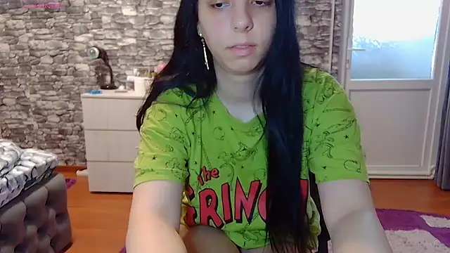 Snapshot of _Mari____ chatting on 04/08/26, 06:13 Mari online show from 04/08/26, 06:13