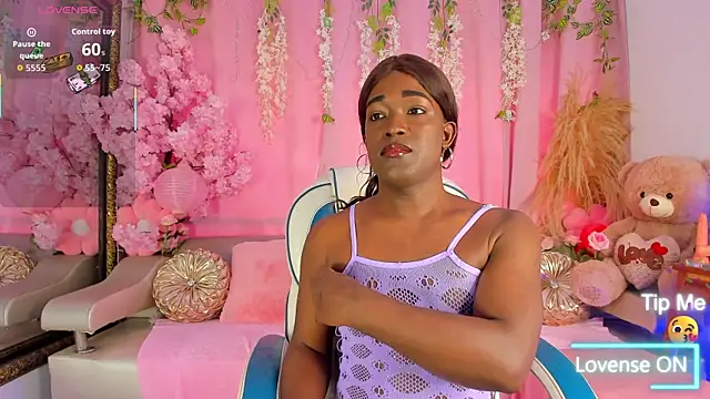 SammyGirlTS online show from 11/29/25, 12:30