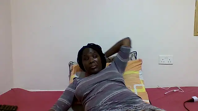 sweetelle09 online show from 02/01/26, 07:45