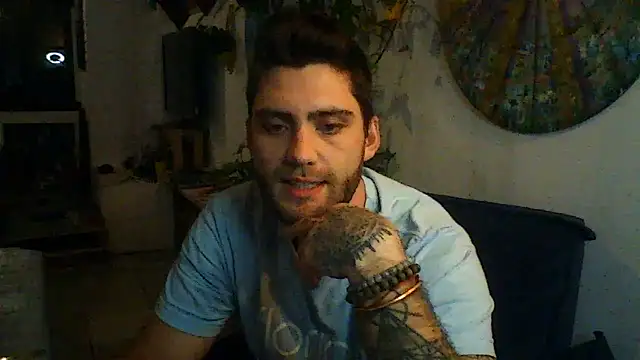 Snapshot of Jerusalimo chatting on 05/18/26, 11:43 Jerusalimo online show from 05/18/26, 11:43