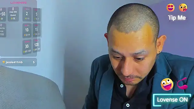 jhonyalzate2 online show from 12/07/24, 05:04