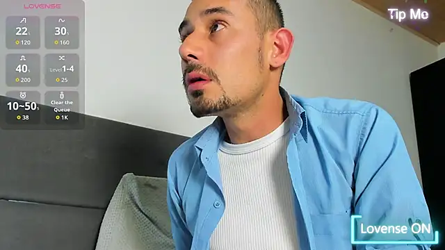 jhonyalzate2 online show from 05/06/26, 03:13