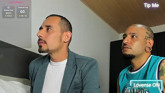 jhonyalzate2 online show from 05/10/26, 03:12