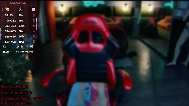 Snapshot of MaxPhoenixx chatting on 04/21/26, 08:12 MaxPhoenixx online show from 04/21/26, 08:12