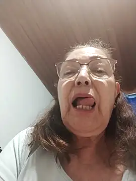 Vicky Rosse online show from 04/16/26, 09:39