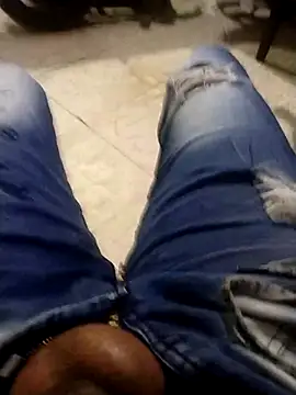 Snapshot of Lachuchaenlacara1988 chatting on 01/29/25, 03:33 Lachuchaenlacara1988 online show from 01/29/25, 03:33