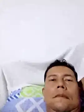 Snapshot of Lachuchaenlacara1988 chatting on 02/24/26, 12:52 Lachuchaenlacara1988 online show from 02/24/26, 12:52