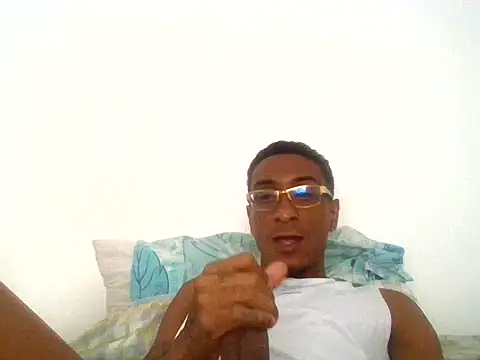 Snapshot of mellow_smoke chatting on 04/07/26, 07:14 mellow smoke online show from 04/07/26, 07:14