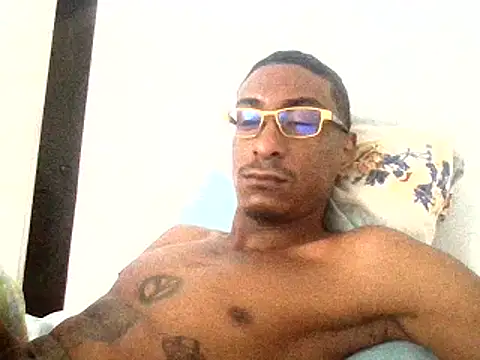 Snapshot of mellow_smoke chatting on 04/13/26, 01:27 mellow smoke online show from 04/13/26, 01:27